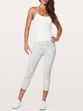Lululemon High-Rise Wunder Under Crop Legging Size 6 Eternal Wave White